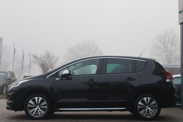 Peugeot 3008 1.2 PureTech Style | Navi | Trekhaak | Automatische Airco