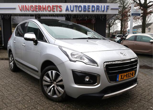 Peugeot 3008 130 Pk Benzine * Hele Luxe Allure * TOPONDERHOUDEN !!! * Panoramadak * Trekhaak * Zwart Lederen Bekleding * Stoelverwarming * Navigatie * Achteruitrij Camera * Head Up Display *