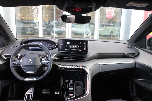 Peugeot 3008 1.2 Hybrid 136PK GT | 360° CAMERA | NAVIGATIE | ADAPTIVE CRUISE CONTROL | APPLE CARPLAY/ANDROID AUTO | CLIMATE CONTROL | 18" LICHTMETALEN VELGEN | DODEHOEK DETECTIE | KEYLESS ENTRY/START | FULL LED KOPLAMPEN | PARKEERSENSOREN VOOR EN ACHTER | DAB+ RADIO |