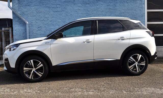 Peugeot 3008 1.2 GT-autom Nav LED pdc v+a+cam key less