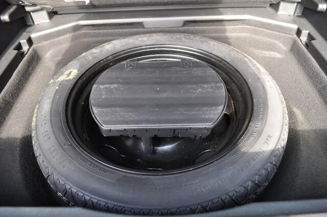 Peugeot 3008 1.2 GT-autom Nav LED pdc v+a+cam key less