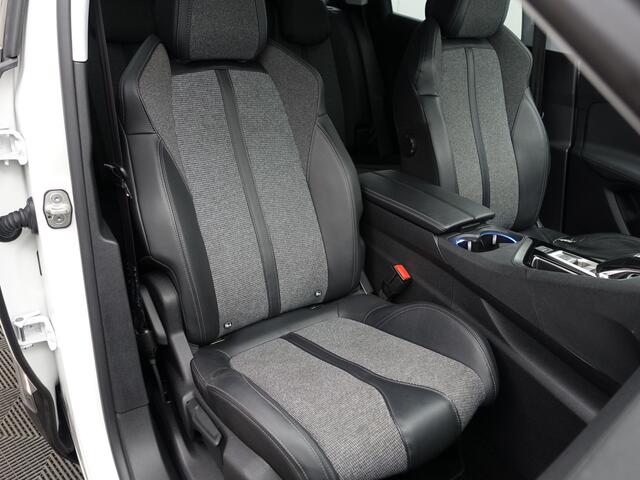 Peugeot 3008 1.2 PureTech Allure Aut- Sfeerverlichting, Carplay, Xenon Led, Lane Assist, Leder Sport Interieur