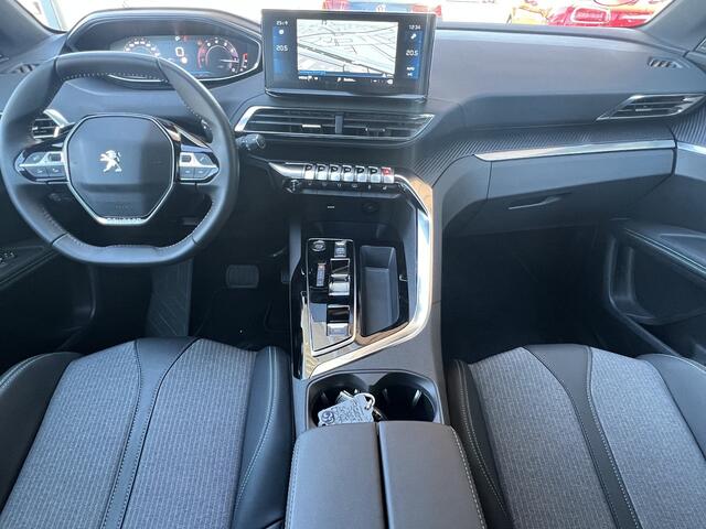 Peugeot 3008 1.2 130 pk Automaat Allure Pack Navigatie Camera Carplay ACC DAB Stoelverwarming Keyless Led 18 Inch Velgen Zwart Dak Parkeersensoren Getint Glas