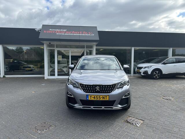 Peugeot 3008 1.6 HYbrid 225 Allure