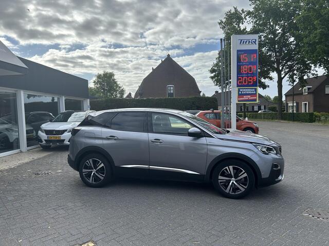 Peugeot 3008 1.6 HYbrid 225 Allure