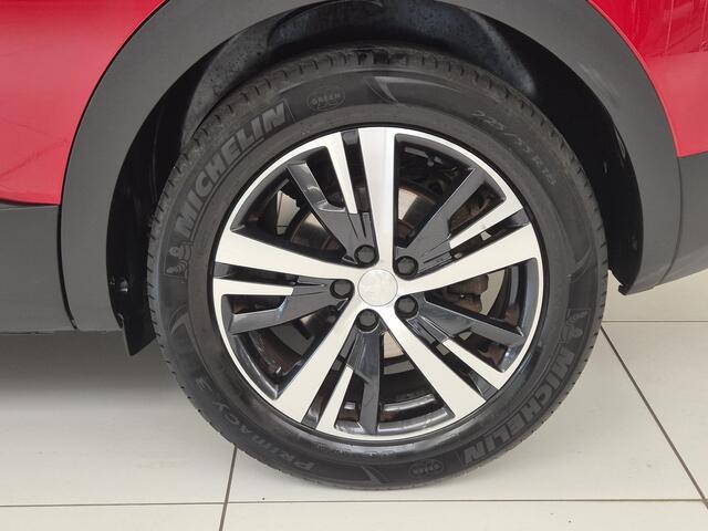 Peugeot 3008 1.2 PureTech Access | Navigatie | Parkeersensoren voor/achter | Apple Carplay/Android Auto |