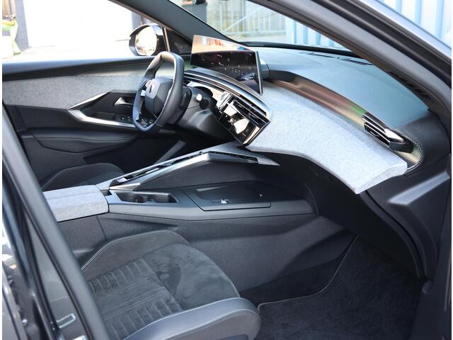 Peugeot 3008 1.2 Hybrid 136PK GT | AUTOMAAT | AppleCarPlay/AndroidAuto | Adaptive Cruise Control | Verwarmbare Voorstoelen | 360'Camera | Alcantara/Leer | Sfeerverlichting | Virt.Cockpit | Keyless | Two-tone | Elektrische Klep |