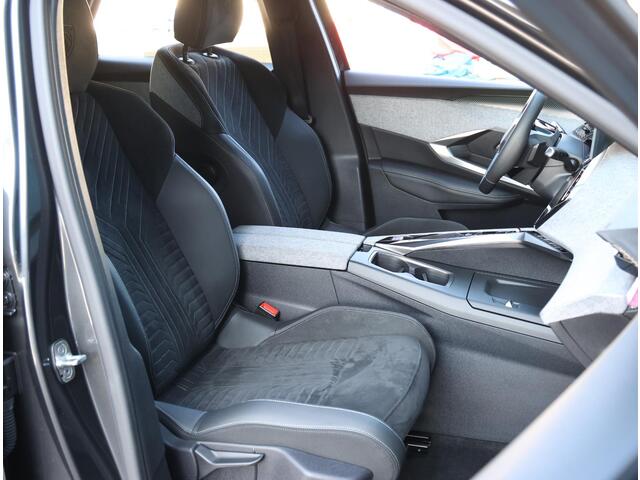 Peugeot 3008 1.2 Hybrid 136PK GT | AUTOMAAT | AppleCarPlay/AndroidAuto | Adaptive Cruise Control | Verwarmbare Voorstoelen | 360'Camera | Alcantara/Leer | Sfeerverlichting | Virt.Cockpit | Keyless | Two-tone | Elektrische Klep |