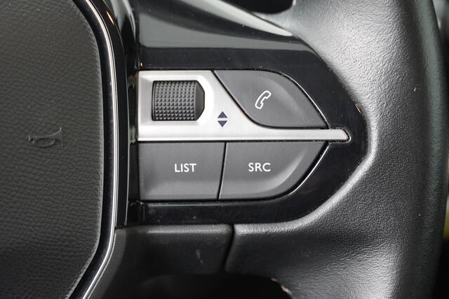 Peugeot 3008 BWJ 2020 1.2 131 PK Blue Lease Executive VIRTUAL COCKPIT / NAVI / CLIMA / CRUISE / BLUETOOTH / APPLE CARP. / ANDROID AUT. / LMV / PDC / LICHT & REGEN SENSOR / MULTIFUNCT. STUUR / ISOFIX / LMV 17 INCH