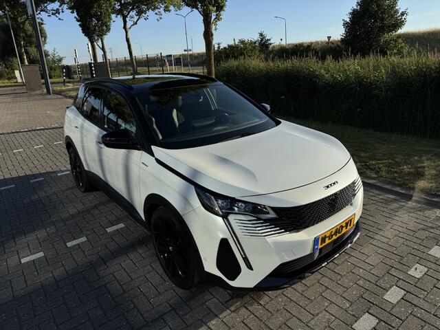 Peugeot 3008 1.6 HYbrid GT P.Bns