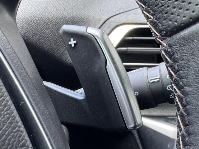 Peugeot 3008 1.6 HYbrid4 300 Première Pack | 300PK | Panorama-dak | Navigatie | Vol Opties | Trekhaak |