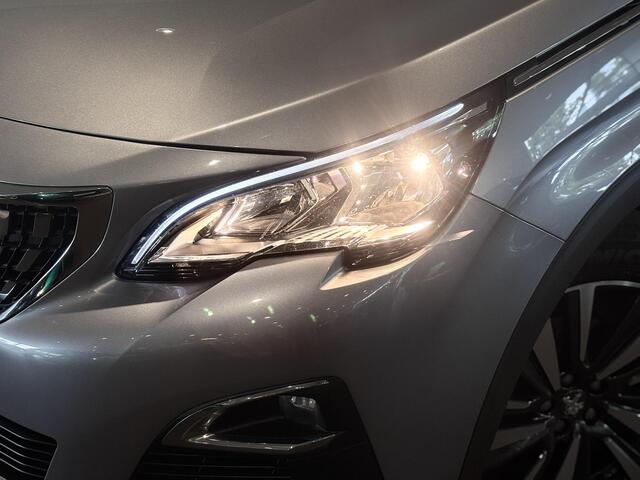 Peugeot 3008 Allure 1.2 Turbo 130pk | SCHUIF/KANTELDAK | HANDSFREE A.KLEP | LAGE KM-STAND! | 1e EIGENAAR | NAVI | CAMERA | DAB+ |