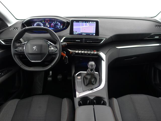 Peugeot 3008 1.2 PureTech GT Premium- Design Colour, CarPlay, Park Assist, Led, Carbon, Lane Assist, Privacy Glass