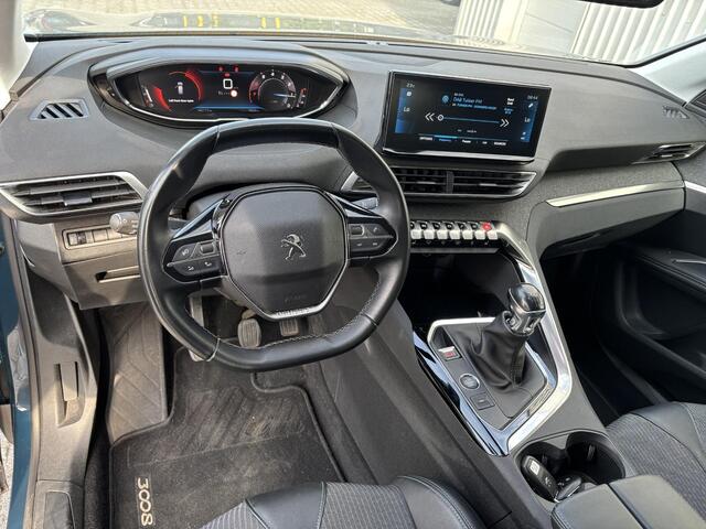 Peugeot 3008 1.2 PureTech Allure Pack*ECC*HAAK*NAVI*CAM*CARPLAY
