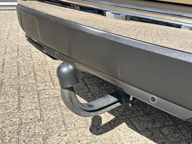 Peugeot 3008 1.2 PURETECH ALLURE