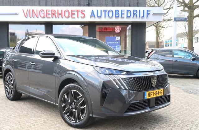 Peugeot 3008 1.2 Hybrid 136 Allure * Nieuw Model * Uit voorraad leverbaar * Hybride / Benzine Automaat * Navigatie * Stuur- en Stoel Verwarming * 1/2 Leder Interieur * Parkeer Camera en Sensoren * DAB Radio * etc.... Zie Foto's *