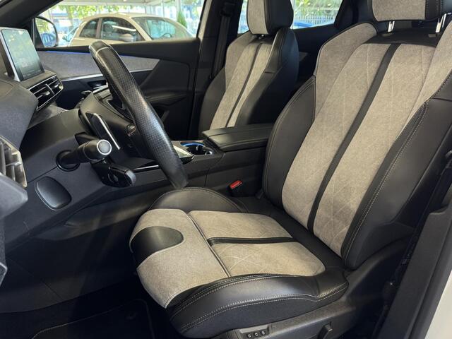 Peugeot 3008 1.6 HYbrid4 300 GT | Cruise | Automaat | Pano | Carplay | Stoel verwarming | Afneembare Trekhaak | ( Vesteging - Nieuwegein )