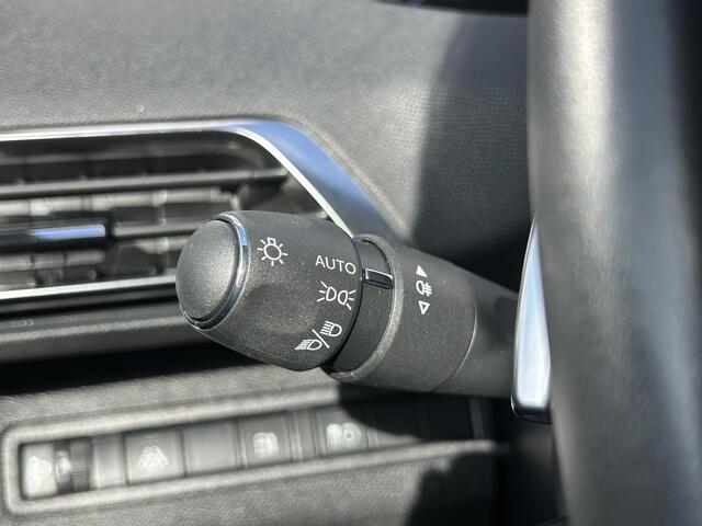 Peugeot 3008 1.6 HYbrid4 | 4x4 300pk Allure Pack Business