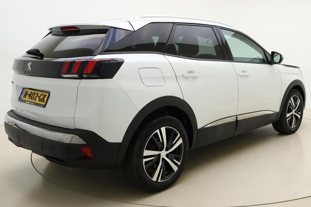Peugeot 3008 1.2 PureTech Crossway 130 Pk |"Navigatie | Camera | Climate control | Lichtmetalen velgen | Extra getint glas | Stoelverwarming |
