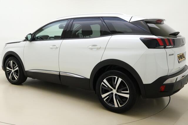 Peugeot 3008 1.2 PureTech Crossway 130 Pk |"Navigatie | Camera | Climate control | Lichtmetalen velgen | Extra getint glas | Stoelverwarming |