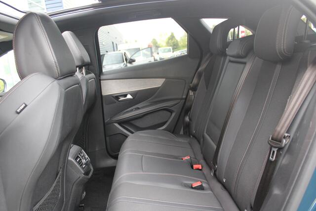 Peugeot 3008 1.6 HYbrid4 300PK GT 4WD | PANORAMISCH SCHUIF/KANTEL DAK | 19" LICHTMETALEN VELGEN "BLACK PACK" | DODEHOEK DETECTIE | NAVIGATIE | APPLE CARPLAY/ANDROID AUTO | ADAPTIVE CRUISE CONTROL | ACHTERUITRIJ CAMERA | PARKEERSENSOREN VOOR EN ACHTER | FULL LED KOPLAM