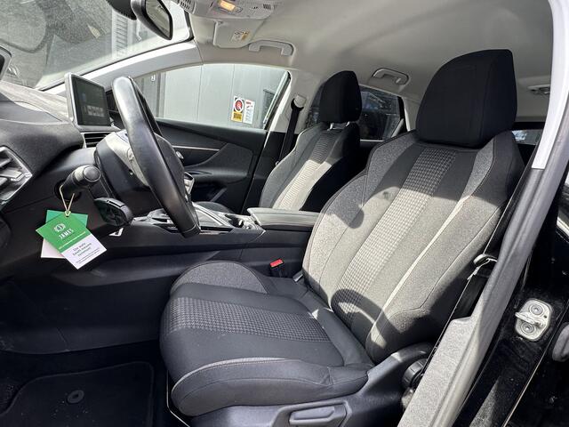 Peugeot 3008 1.2 PureTech Blue Lease Executive