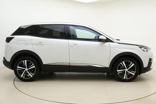 Peugeot 3008 1.2 PureTech Crossway 130 PK | Navigatie | Camera | Climate contro| Keyless | Lichtmetalen velgen | Extra getint glas | Cruise control