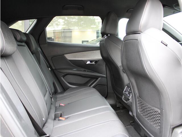 Peugeot 3008 1.2 PureTech GT Automaat | Navi / Camera / Climate