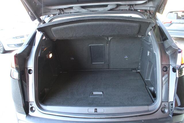 Peugeot 3008 1.2 PureTech Blue Lease Premium 130pk Achteruitrijcamera | Elektrische Achterklep | Climate control | Zwarte Velgen