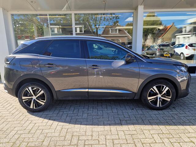 Peugeot 3008 1.2 PureTech GT | Achteruitrijcamera | Parkeersensoren V+A | Cruise & Climate control | Navi | Apple Carplay / Android Auto