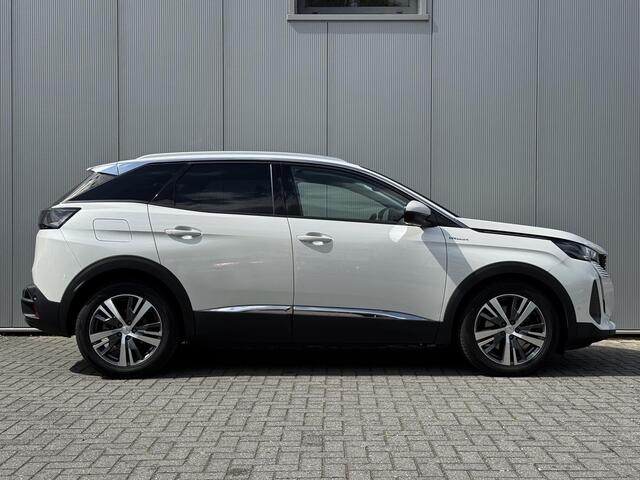 Peugeot 3008 1.6 HYbrid4 300PK Allure AWD Plug-in trekgewicht geremd 1250 KG/ Apple Carplay Android Auto / Climate Control / 360 Camera / Parkeersensoren achter / Adaptiv Cruise Control /