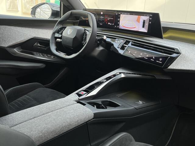 Peugeot 3008 Hybrid 136 GT | 360 Camera | Carplay | Elektrische achterklep | Binnenkort binnen!