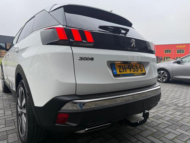 Peugeot 3008 1.2 PureTech Blue Lease Premium | 1E EIGENAAR | 12MND GARANTIE | LED | CARPLAY | NAVI | DAB | TREKHAAK | AIRCO | CRUISE |