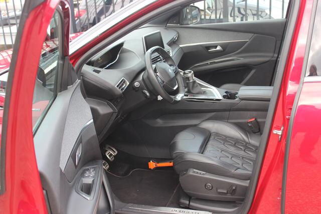 Peugeot 3008 1.2 PureTech GT Line, Leer, Schuifdak!