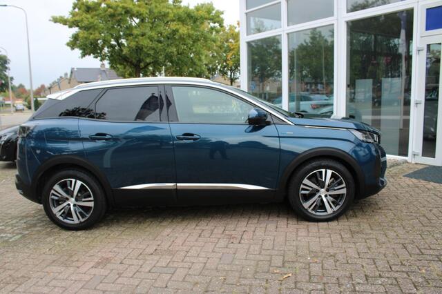 Peugeot 3008 1.6 HYbrid Allure