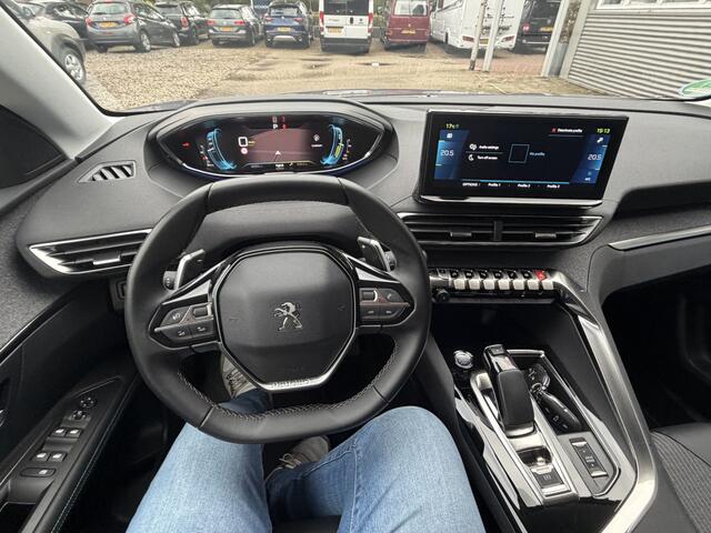Peugeot 3008 1.6 HYbrid 225PK Road Trip Allure Pack Business 46.000 KM!! // NAVI + CARPLAY // PDC V+A // CAMERA // LED // CLIMA // HALF-LEDER