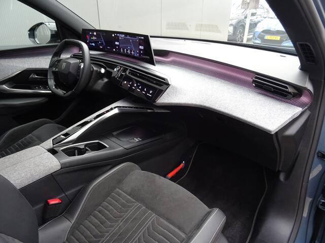 Peugeot 3008 e-3008 GT Avantage 210 73 kWh * WARMTEPOMP * 4 SEIZOENSBANDEN !!