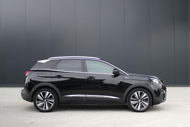 Peugeot 3008 1.2 PureTech GT Line 130pk - Blind Spot - Camera - Trekhaak - Sfeerverlichting - Carplay/Android - LED - Navi - Rijklaar