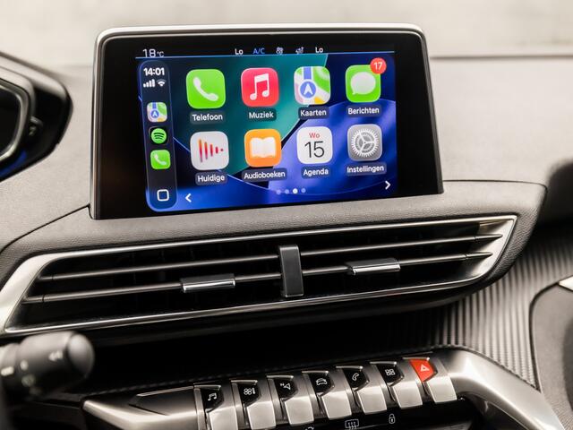 Peugeot 3008 1.2 PureTech Premium Sport Automaat (APPLE CARPLAY, GROOT NAVI, ADAPTIVE CRUISE, PARKEERSENSOREN, SPORTSTOELEN, GETINT GLAS, LANE ASSIST, NIEUWE APK, NIEUWSTAAT)