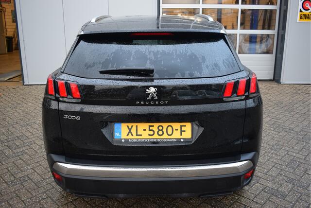 Peugeot 3008 1.2 PureTech Allure | Trekhaak | LED | Camera
