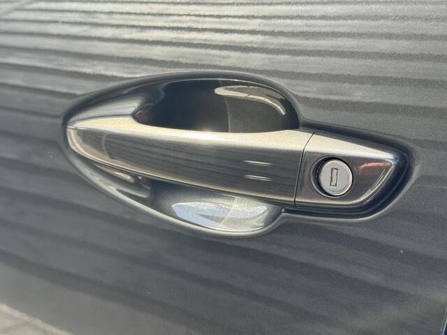 Peugeot 3008 Allure 1.6 e-THP 165PK EAT6 Automaat Navigatie, Rondomzichtcamera, trekhaak, Parkeersensoren, Stoelverwarming