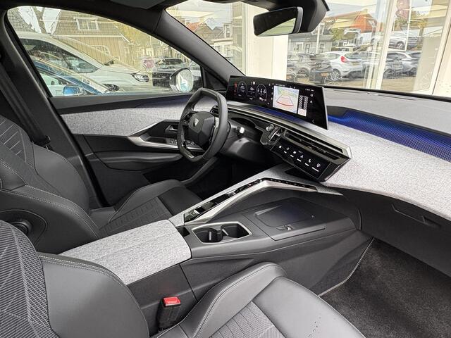 Peugeot 3008 1.2 Hybrid 145 GT | Elektr. achterklep | Nw. prijs ¤ 48.820,- | Stoel- & stuurverwarming | Full LED | Adaptieve Cruise Control | Keyless | Camera | Navigatie