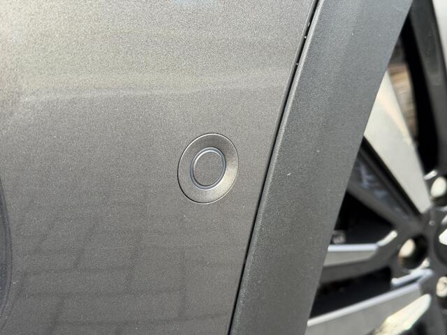 Peugeot 3008 GT 1.2 PureTech 130PK EAT8 Automaat Navigatie, Achteruitrijcamera, Elektrische Kofferklep, Stoelverwarming