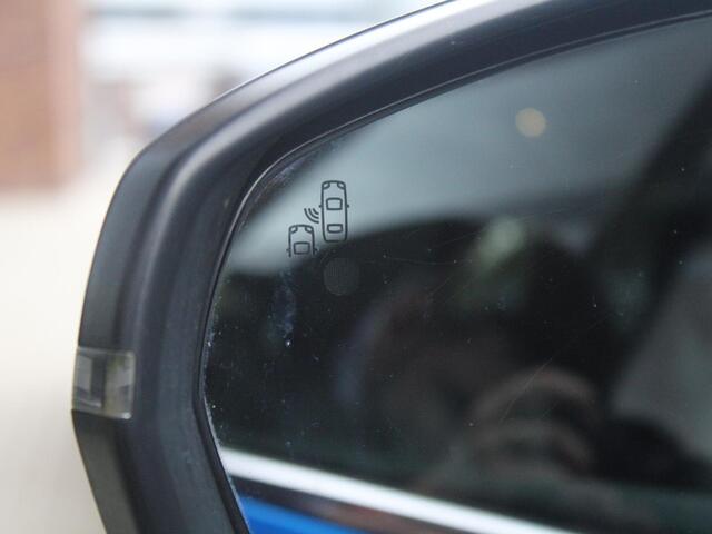 Peugeot 3008 1.6 HYbrid 225PK GT Night Vision, Lederen bekleding, Focal Geluidsinstallatie en Dodehoekbewaking