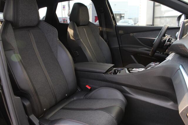 Peugeot 3008 1.6 e-THP GT Line / Panoramadak / Carplay / Trekhaak