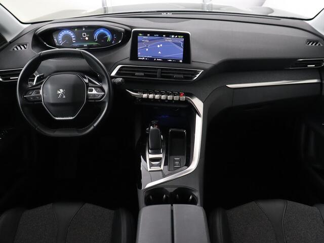 Peugeot 3008 1.6 HYbrid 225 Allure | Carplay | Half leder | Navigatie | Camera | Full LED | Keyless | Bluetooth | Park Assist | Getint glas | Cruise control | Climate control | PHEV | Plug In