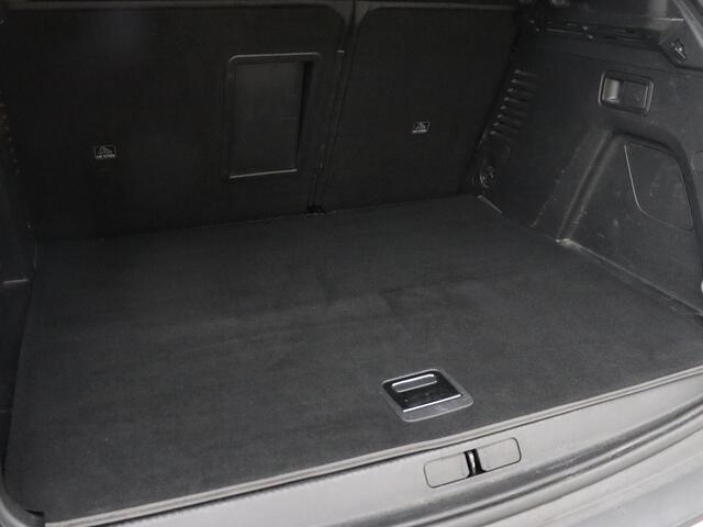 Peugeot 3008 1.6 HYbrid 225 Allure | Carplay | Half leder | Navigatie | Camera | Full LED | Keyless | Bluetooth | Park Assist | Getint glas | Cruise control | Climate control | PHEV | Plug In