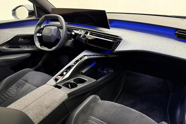 Peugeot 3008 Hybrid 136 GT Navigatie | Apple Carplay/Android Auto draadloos | Stoelverwarming | Elektr. achterklep | Adapt. Cruise | 360° Camera