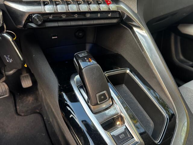 Peugeot 3008 1.2 PURETECH ALLURE automaat trekhaak