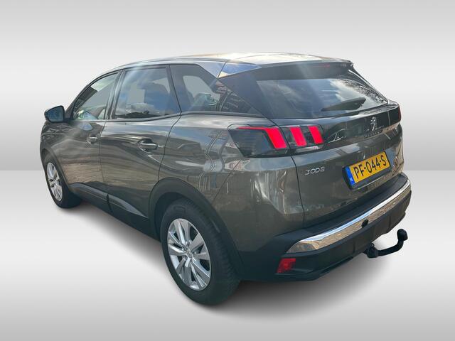 Peugeot 3008 1.2 PureTech Active / Navi / CarPlay / Trekhaak / Allseason